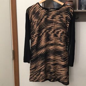 Nic+Zoe blouse long sleeves, animal print striped pattern, hand painted…